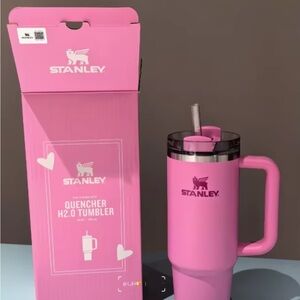 Stanley Pink Quencher H2.0 Tumbler